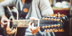 How to Play 12-String Guitars?