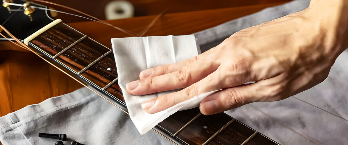 the essential tools for fretboard cleaning